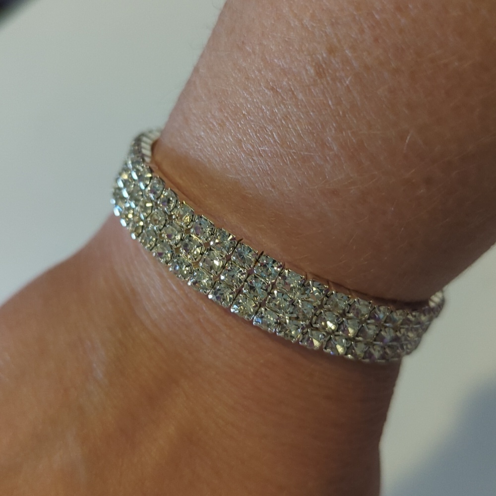 NIP Rhinestone Bracelet